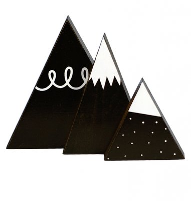 Zwarte houten bergen - A Little Lovely Company