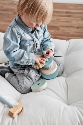 Stapelringen Edvin Roze - Kid's Concept