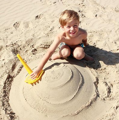 4 in 1 strandspeeltje - Triplet Mighty Orange - Quut