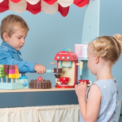 Eetkaffee en winkeltje - Le Toy Van