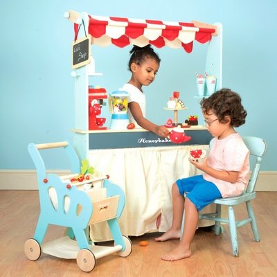 Eetkaffee en winkeltje - Le Toy Van