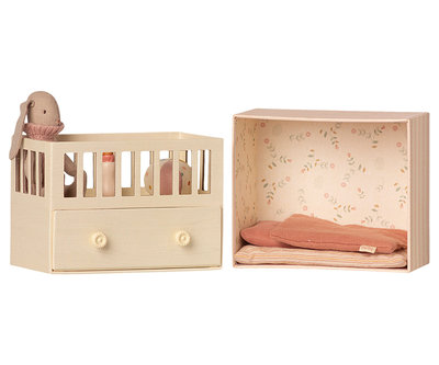 Babykamer met micro konijn - Maileg