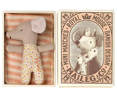 Slaperige/wakkere babymuis in luciferdoosje - Rose
