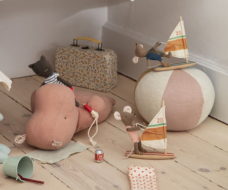 PRE-ORDER Strandmuisje surfer jongen - Maileg
